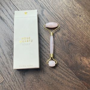 Rose quartz facial roller